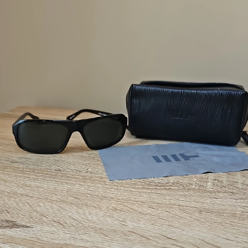 Mosley Tribes Elegant Black Sunglasses for Men MT6021-S 1005/R5 Sandoval